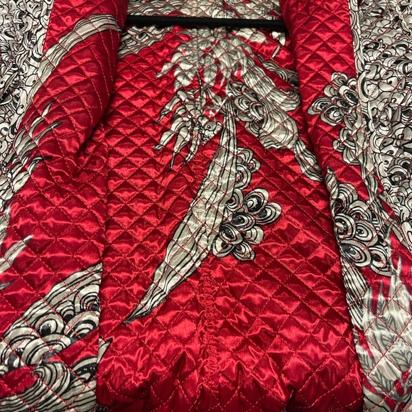 Chico’s Size 2 - Reversible Quilted Lightweight Jacket - Red, White, Black $129 - Picture 5 of 12